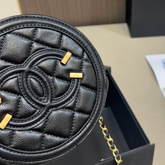 Chanel Chain Bags, Wallets - Picture 7 of 8